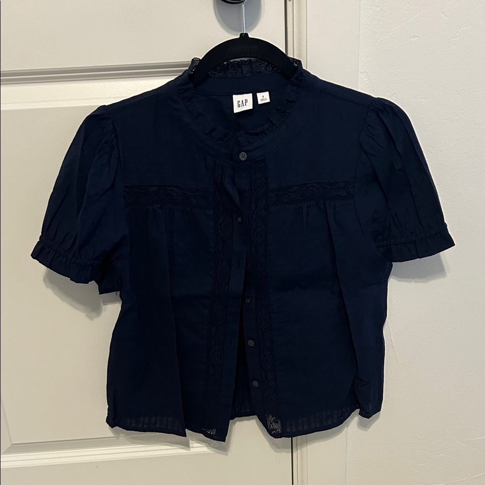 Gap small navy blue purr sleeve lace collar blouse 100% cotton